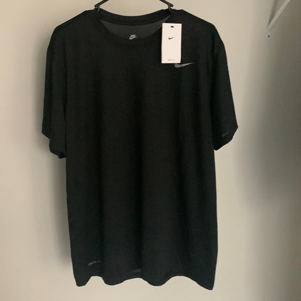 Men- Black - DriFit- Nike -Tshirt - Activewear